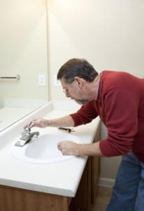 Milpitas plumbing contractor finishes a bathroom sink repair